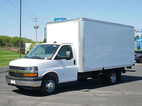 New 2025 Chevrolet Express 3500 w/ Power Convenience Package RWD image 2