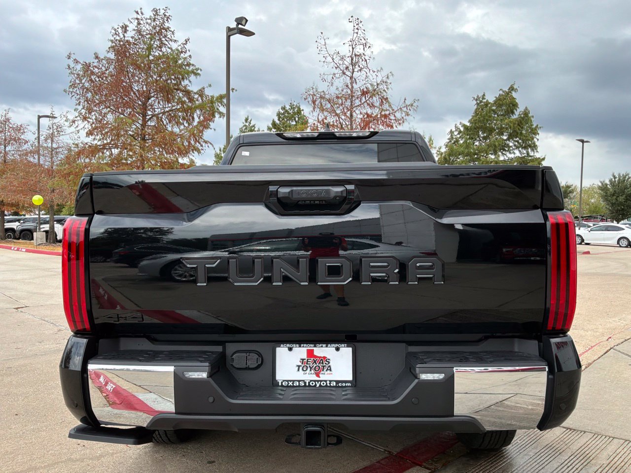 Used 2026 Toyota Tundra SR5 w/ TRD Off-Road Package AWD/4WD image 7