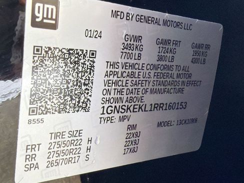 Certified 2024 Chevrolet Suburban RST w/ Sport Performance Package image 20