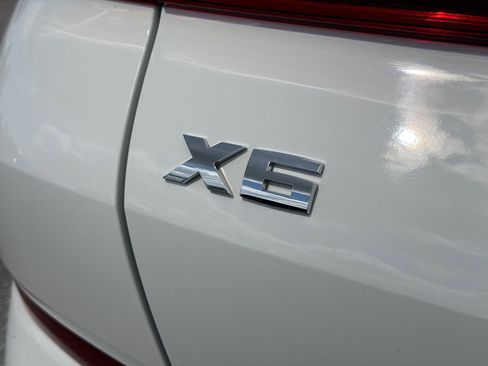 Used 2025 BMW X6 M60i image 44