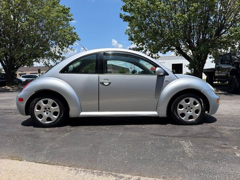 Used 2003 Volkswagen Beetle GLS FWD image 6