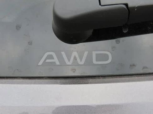 New 2026 Honda HR-V LX image 8