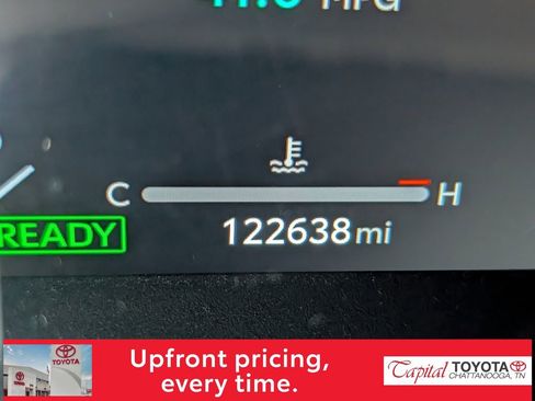 Used 2025 Toyota Camry XSE FWD image 14