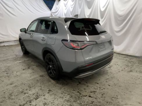 Used 2023 Honda HR-V Sport image 9