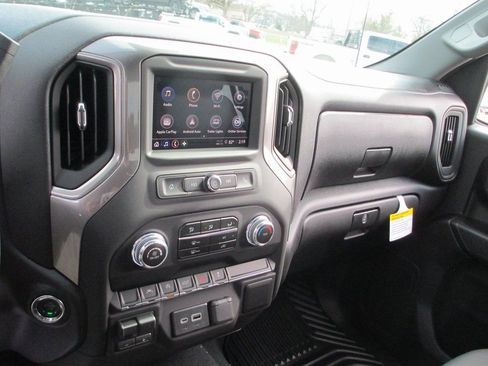 New 2026 GMC Sierra 1500 Pro w/ Pro Value Package image 15