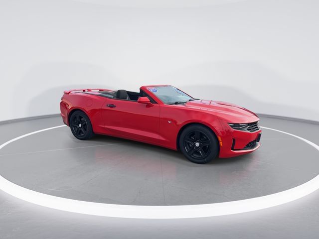 Used 2023 Chevrolet Camaro LT RWD image 8