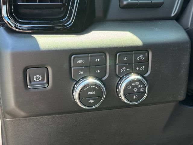 New 2026 GMC Sierra 1500 AT4 w/ AT4 Premium Package AWD/4WD image 27