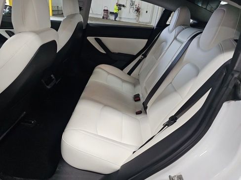 Used 2018 Tesla Model 3 Long Range image 8