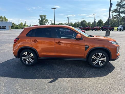 Used 2020 Mitsubishi Outlander Sport ES FWD image 5