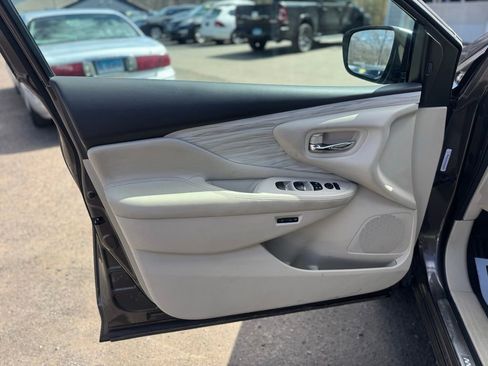 Used 2016 Nissan Murano Platinum w/ Platinum Technology Package image 28