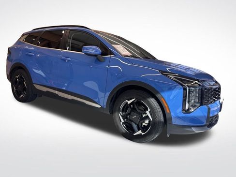 Used 2026 Kia Sportage EX w/ EX Panorama Roof Package image 8