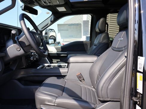 New 2026 Ford F250 Platinum image 22
