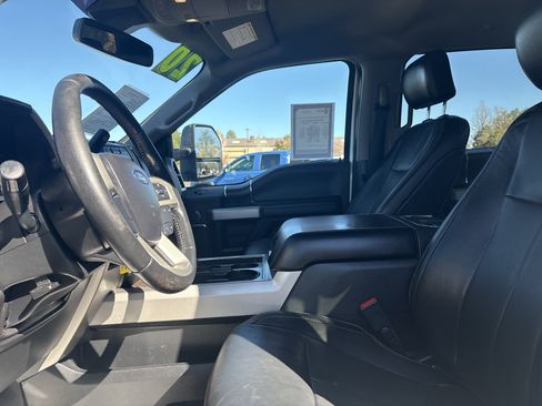 Used 2020 Ford F250 Lariat image 23