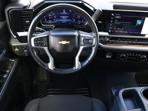 Used 2023 GMC Sierra 1500 Elevation image 44