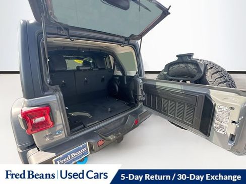 Used 2022 Jeep Wrangler Unlimited Rubicon 4xe AWD/4WD image 41