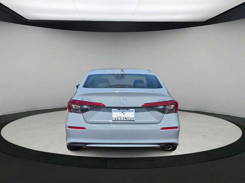 Used 2023 Honda Civic Sport image 7