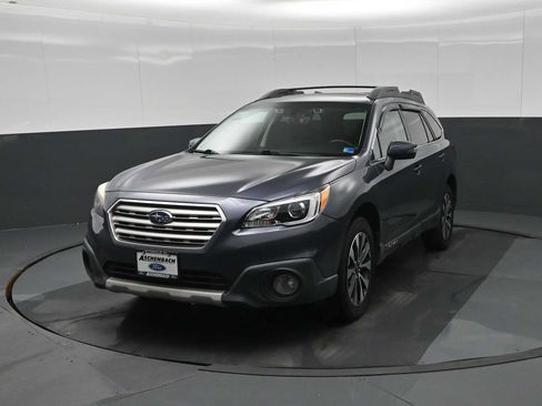 Used 2017 Subaru Outback 2.5i Limited image 5