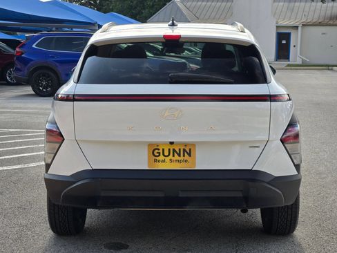 Used 2025 Hyundai Kona SEL AWD/4WD image 4