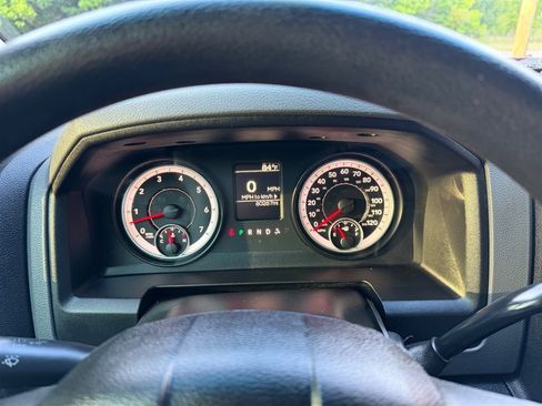 Used 2014 RAM 1500 Express AWD/4WD image 18