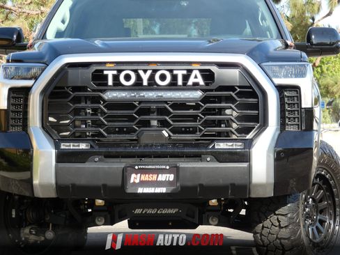 Used 2024 Toyota Tundra Limited w/ Power Package AWD/4WD image 17