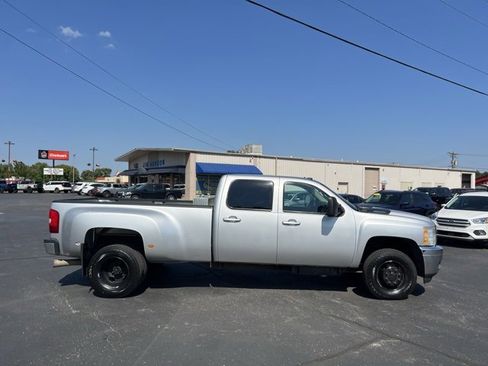 Used 2011 Chevrolet Silverado 3500 LTZ w/ LTZ Plus Package image 8