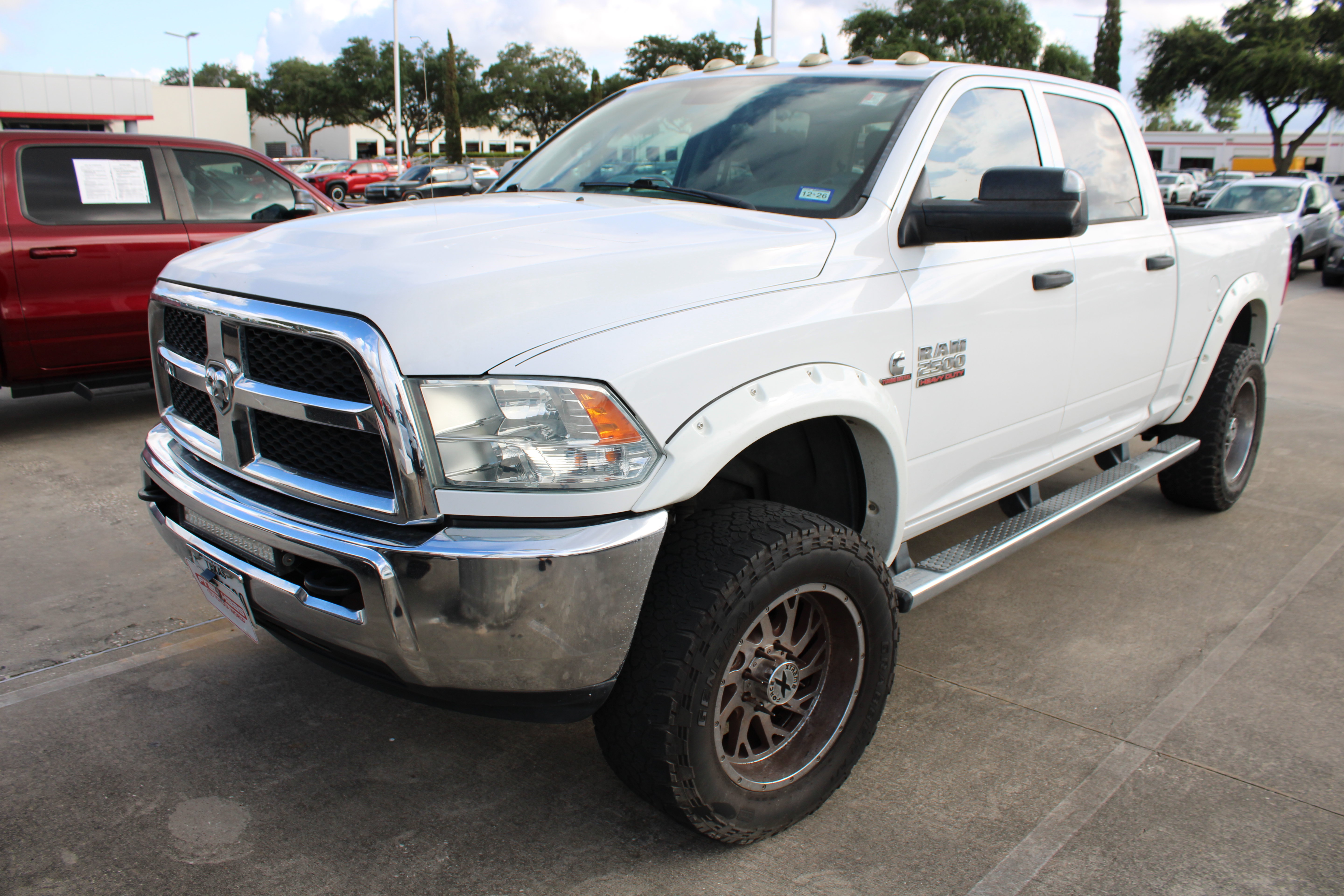 Used 2016 RAM 2500 Tradesman w/ Chrome Appearance Group AWD/4WD image 3