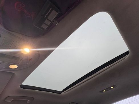 Used 2019 Genesis G70 3.3T Advanced w/ Prestige Package image 15