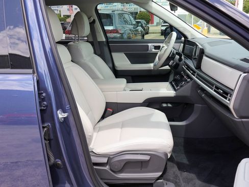 Used 2026 Hyundai Santa Fe SEL FWD image 8