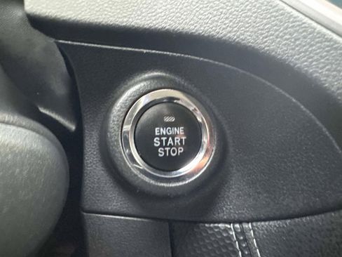 Used 2022 Subaru Forester Touring image 38