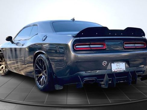 Used 2020 Dodge Challenger R/T Scat Pack w/ Shaker Package image 8
