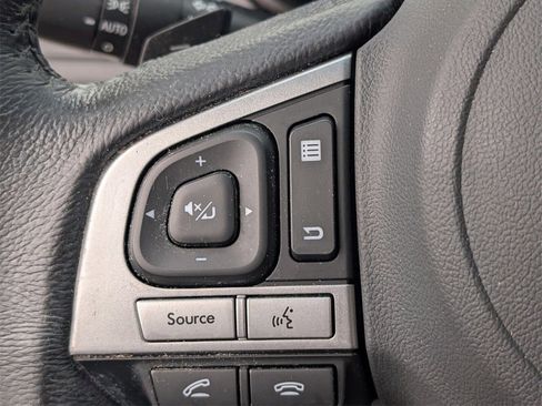 Used 2017 Subaru Outback 2.5i Premium image 28