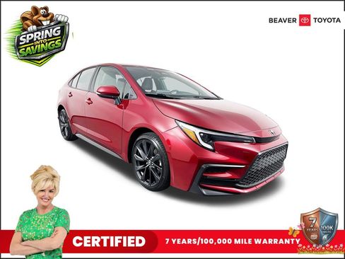 Used 2025 Toyota Corolla SE image 1