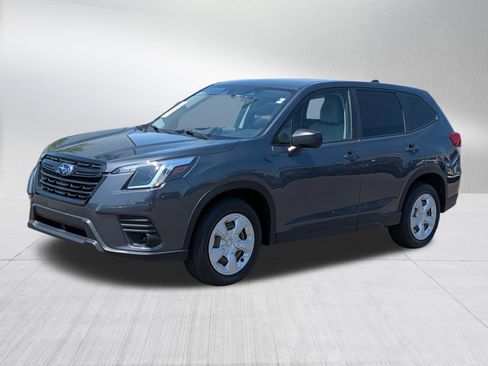Used 2023 Subaru Forester AWD/4WD image 3