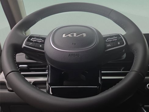 New 2026 Kia Carnival SX FWD image 33