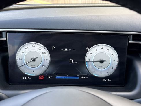 Used 2023 Hyundai Tucson Limited image 22