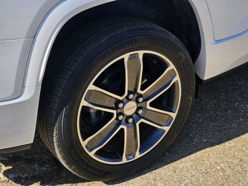 Used 2019 GMC Acadia Denali w/ Technology Package image 35