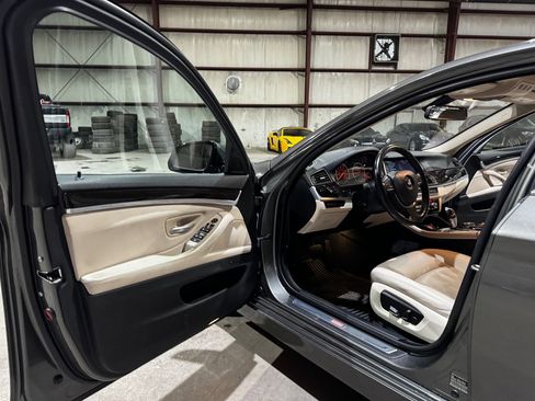 Used 2014 BMW 528i Sedan image 12