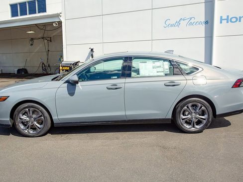 New 2026 Honda Accord EX-L image 9