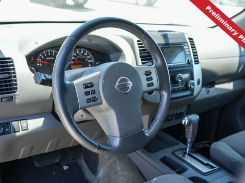 Used 2018 Nissan Frontier SV w/ Value Truck Package RWD image 15