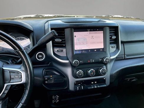 Used 2024 RAM 2500 Big Horn AWD/4WD image 10