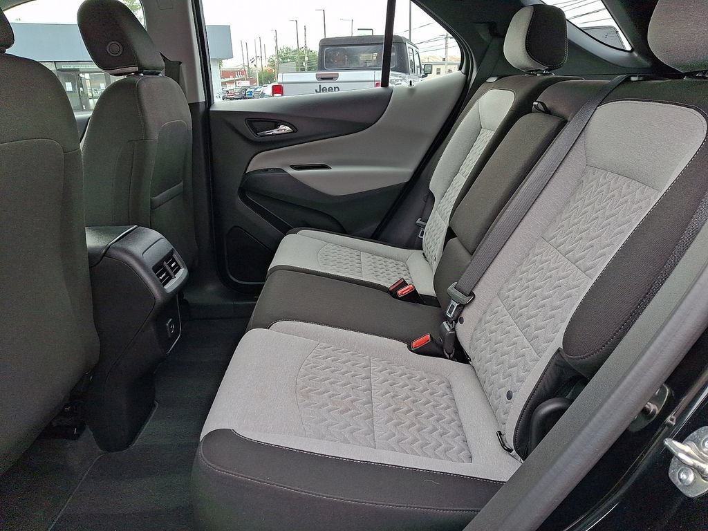 Used 2024 Chevrolet Equinox LS FWD image 12