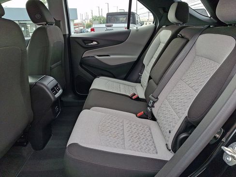 Used 2024 Chevrolet Equinox LS FWD image 12