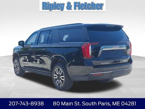 Used 2021 GMC Yukon XL AT4 w/ AT4 Premium Plus Package AWD/4WD image 8
