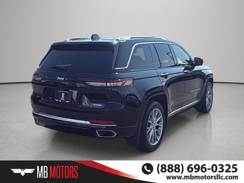 Used 2022 Jeep Grand Cherokee Summit w/ Advanced Protech Group IV AWD/4WD image 4