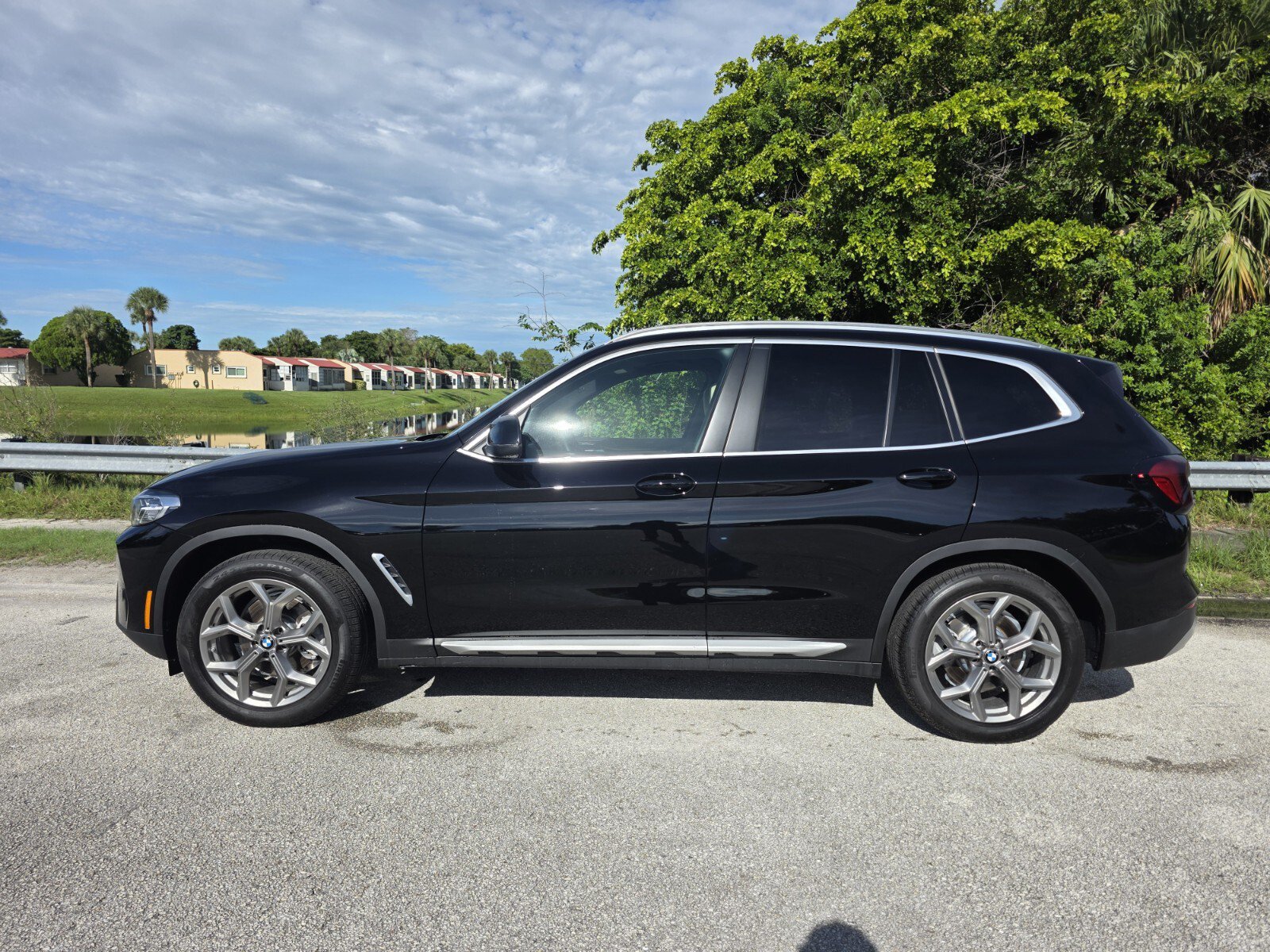Used 2024 BMW X3 xDrive30i w/ Convenience Package AWD/4WD image 7