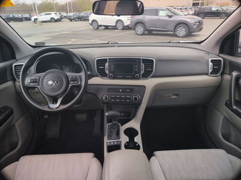 Used 2019 Kia Sportage LX AWD/4WD image 9