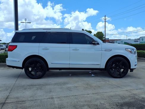 Used 2021 Lincoln Navigator Reserve RWD image 8