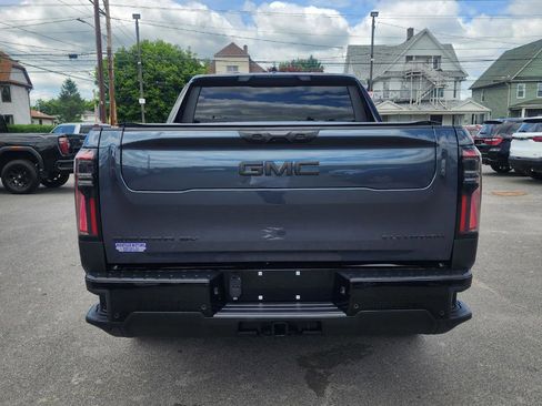 Used 2026 GMC Sierra EV Elevation AWD/4WD image 17