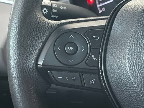 Used 2021 Toyota Corolla LE w/ Carpet Mat Package (TMS) FWD image 9