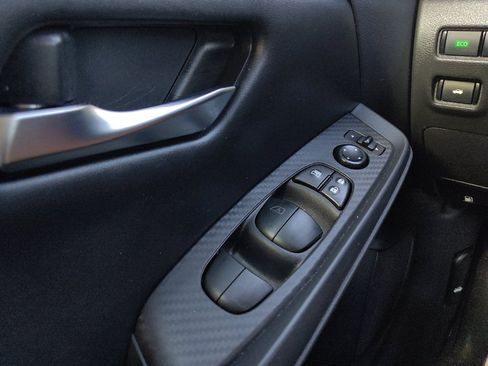 Used 2020 Nissan Sentra S FWD image 27